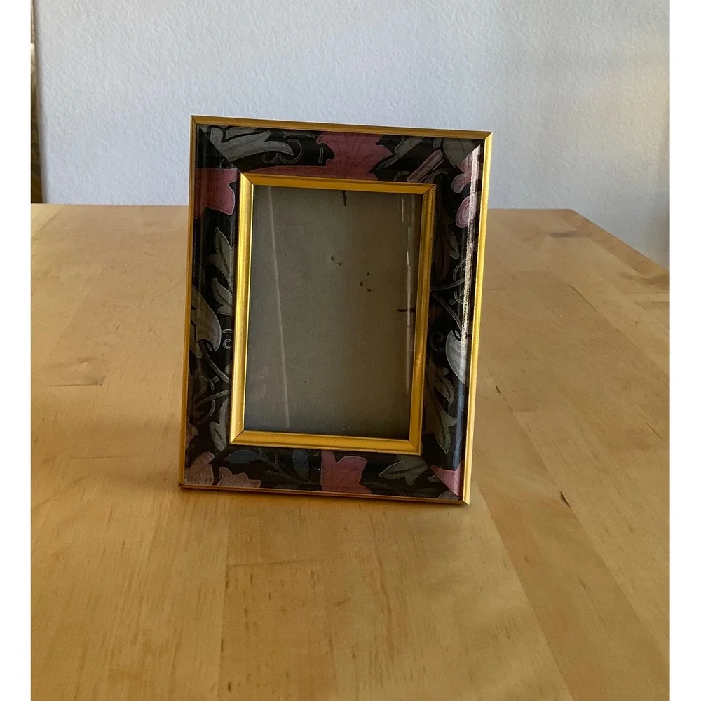Fetco Floral Picture Frame Gold Trim Pink Grey Black Acanthus Leaf 3.5x5.5 Photo